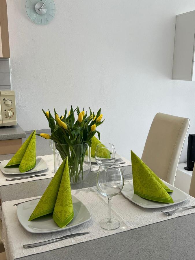 Ferienapartment Alex Am See Friedrichshafen Bagian luar foto